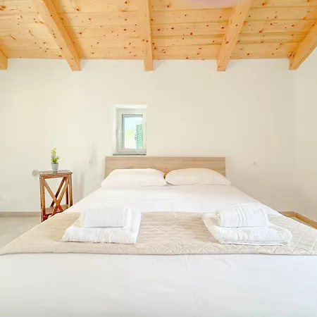 Casa Di Montagna - Parcheggio Gratuito - Wifi Prázdninový dům